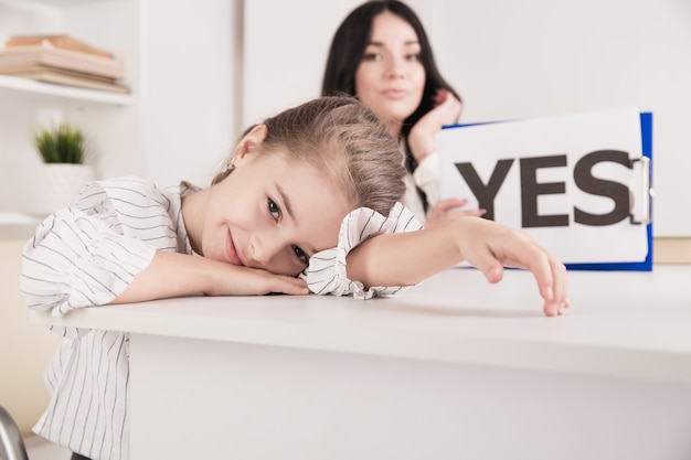 Psychologisches konzept für kinder. sitzung der psychologischen behandlung.