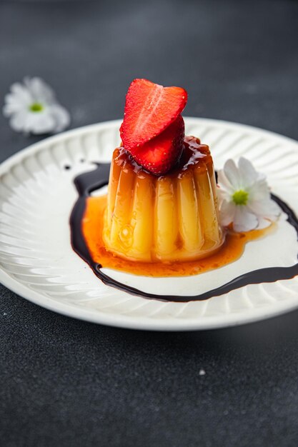 pudim doce sobremesa gosto de caramelo refeição saudável lanche na mesa cópia espaço fundo de comida