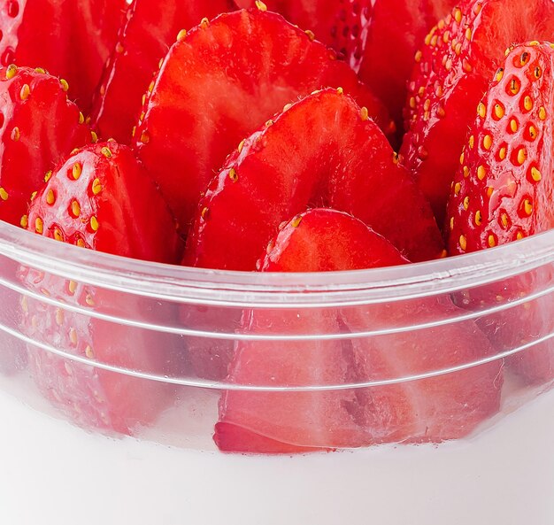 Foto pudín de yogur con fresas fresas de cerca