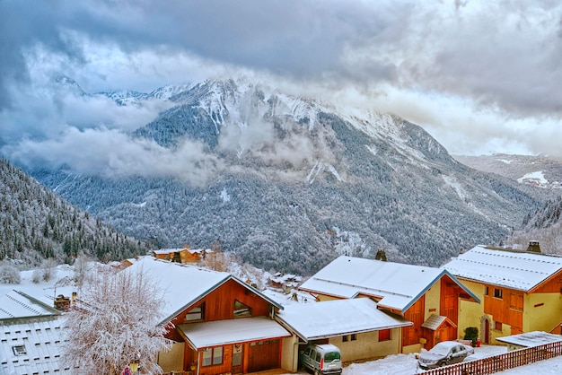 Pueblo alpino francés Chanpagny-en-Vanoise