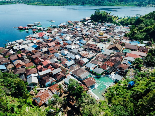 pueblo en la costa, sawai maluku tengah