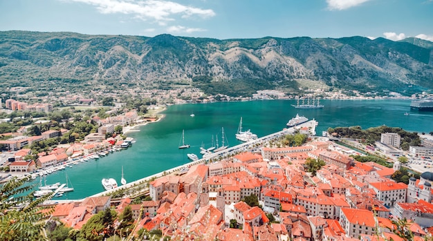 Pueblo de Kotor en Montenegro