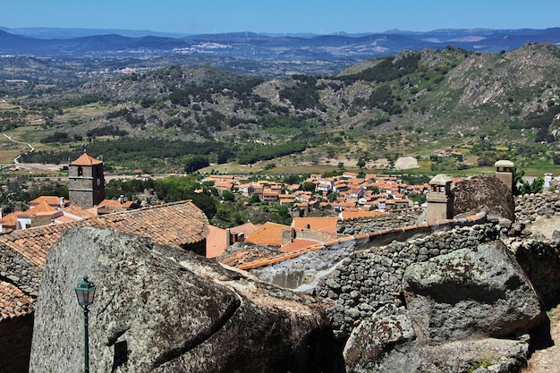 El pueblo de Monsanto en Portugal