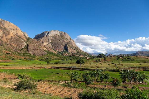 Pueblo de montaña en Madagascar