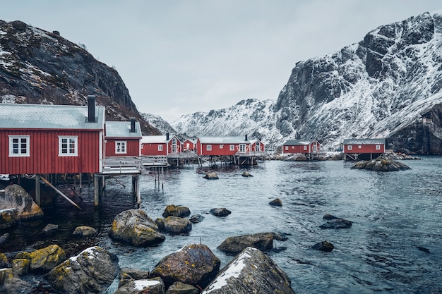 Pueblo pesquero de Nusfjord en Noruega