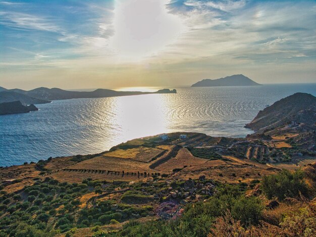 Pueblo de Plaka en la isla Grecia de Milos