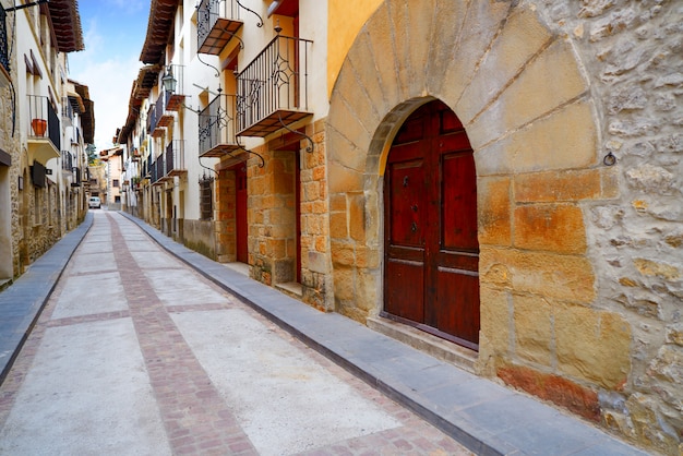 Pueblo de Rubielos de Mora en Teruel España