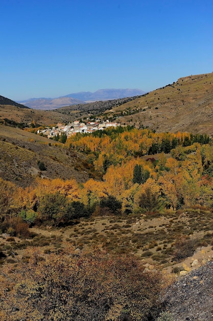 Pueblo rural de Las Juntas de Gor en el Parque Natural Sierra de Baza - Granada