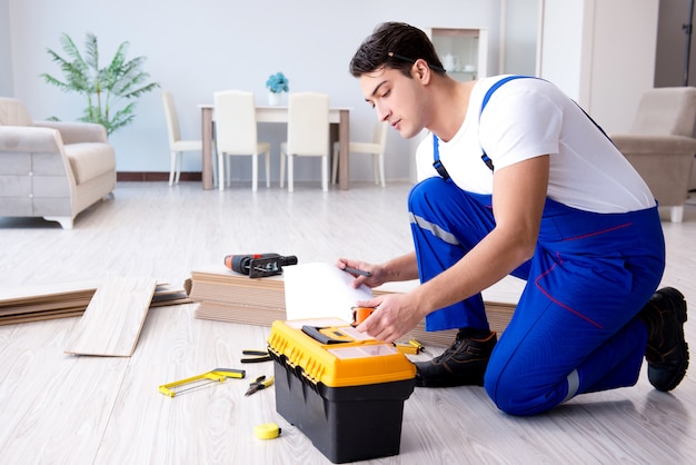 Puede colocar pisos laminados en casa