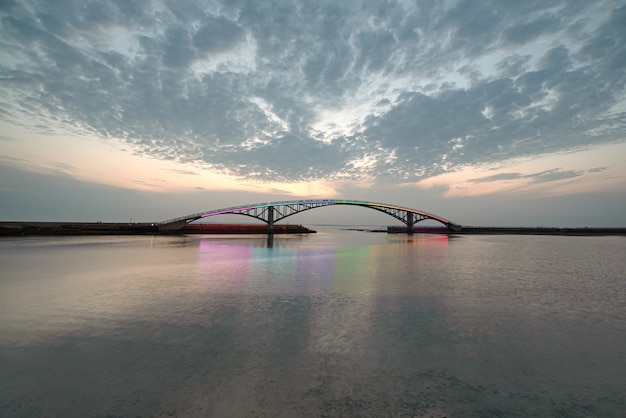 Foto puente arco iris de xiying