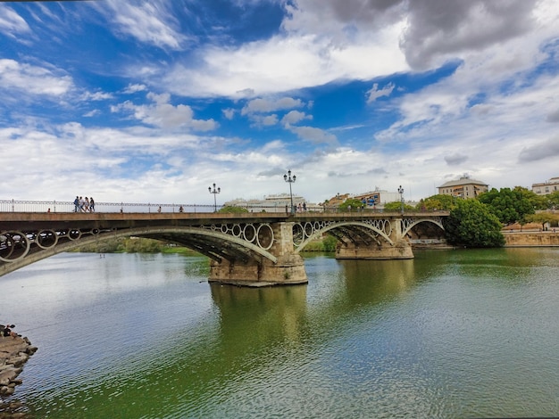 Puente de triana sevillaspanien