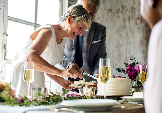 Puente y el día de la boda del novio