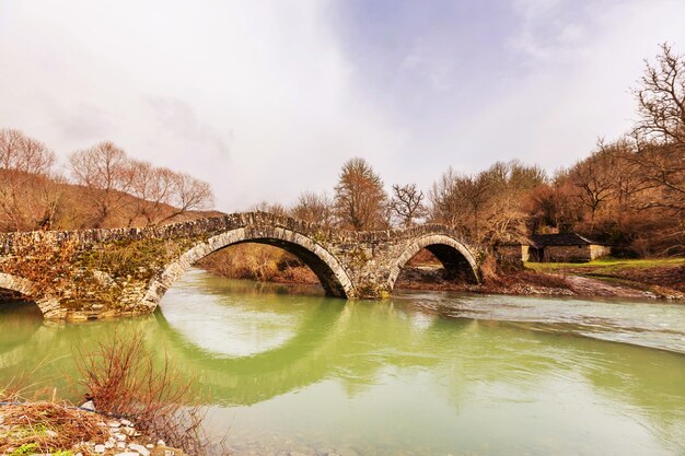 Puente en Grecia