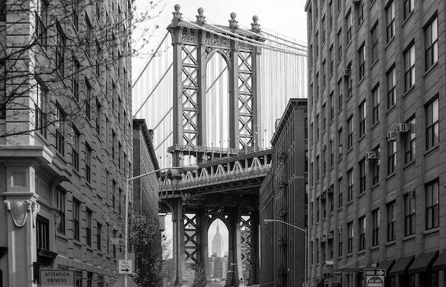 Puente de Manhattan en la ciudad de Nueva York en EE.UU.