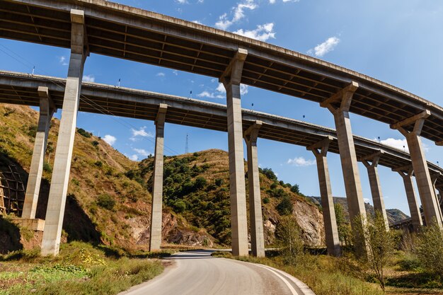 Foto puente de paso elevado de autopista, china