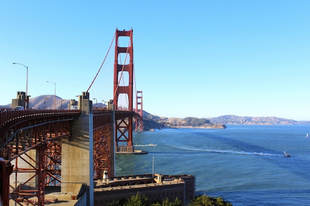 Puente de puerta de oro