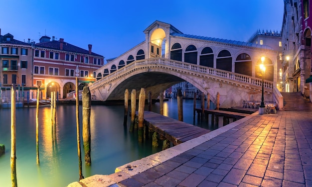 El Puente de Rialto Venecia Italia