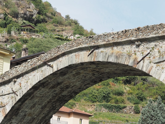 Puente romano en Pont Saint Martin