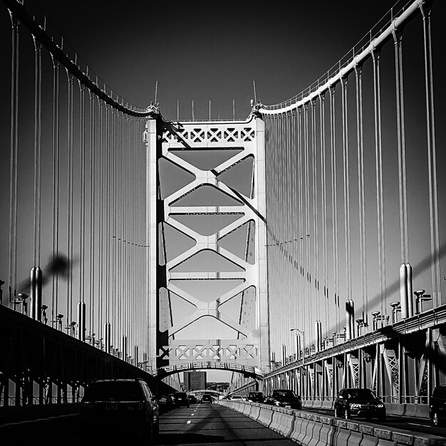 Foto puente sobre el río