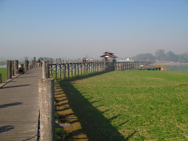 Puente U Bein en el lago Taungthaman Amarapura Myanmar