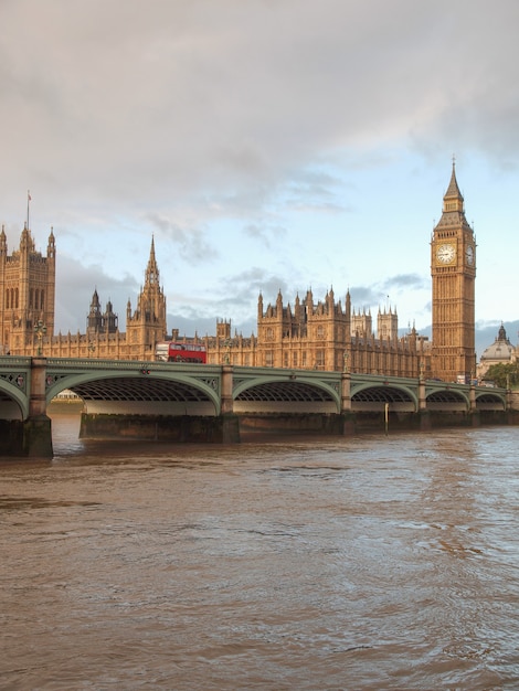 Puente de Westminster en Londres