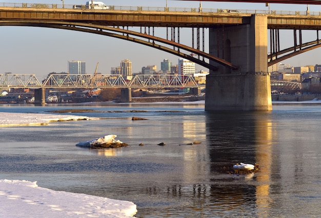 Puentes sobre el Ob en Novosibirsk