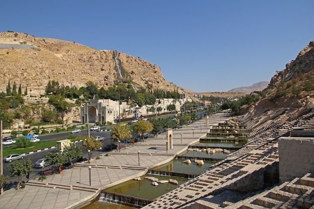 Puerta del Corán en la ciudad de Shiraz, Irán