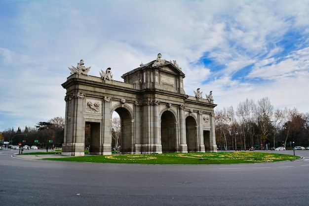 Puerta de Alcala madris espanha