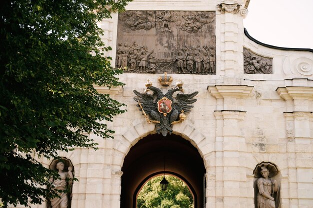 La puerta de la Fortaleza de Pedro y Pablo de San Petersburgo Rusia marzo de 2023