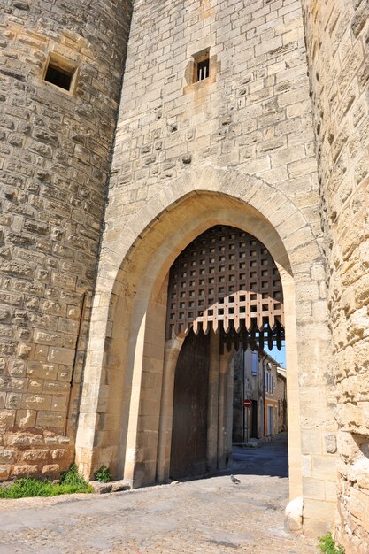 Puerta de fortificación de Aigues Mortes.