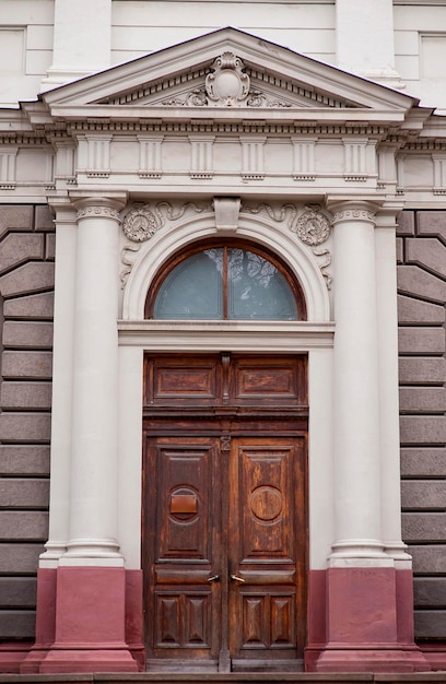 Puerta de Hierro de la Calle