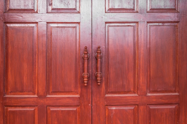 Puerta de madera marrón retro
