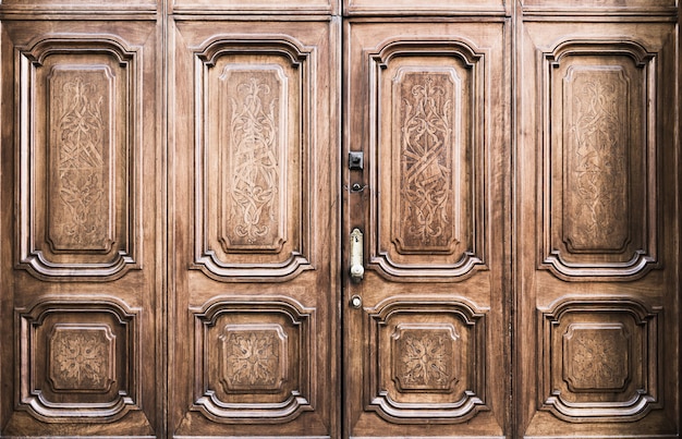 Puerta de masonería original en italia - puerta auténtica, más de 200 años