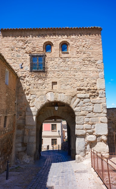 Puerta de Toledo Valmardon en España.