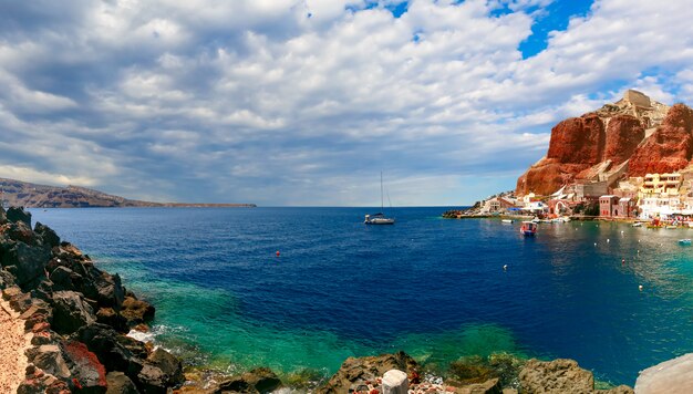 Puerto Amoudi de Oia o Ia, Santorini, Grecia