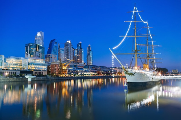 Puerto madero, buenos aires