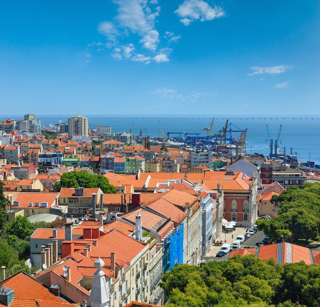 Puerto de mar en Lisboa Portugal