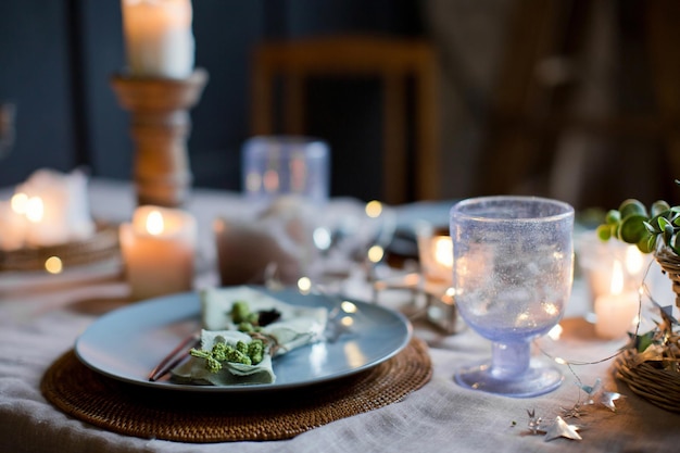 Puesta de mesa con velas