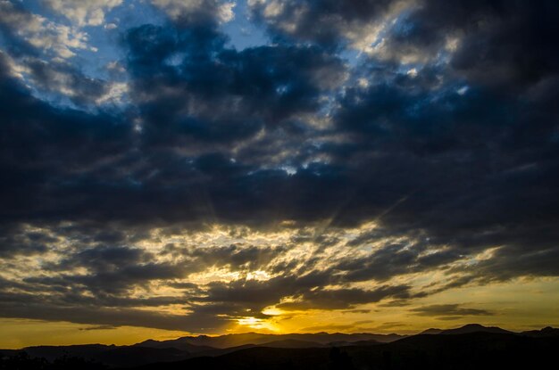 Foto la puesta de sol en argentina