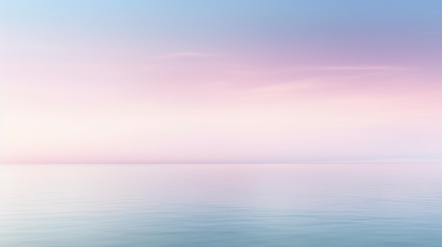 Puesta de sol de cielo azul claro con horizonte en el fondo del paisaje marino del océano en calma Pintoresco