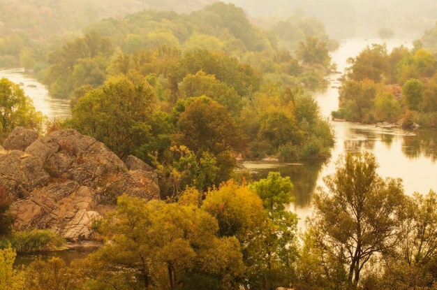 Puesta de sol de otoño rural