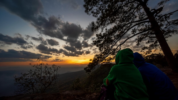 Puesta de sol en el parque nacional de Phu Kradueng.