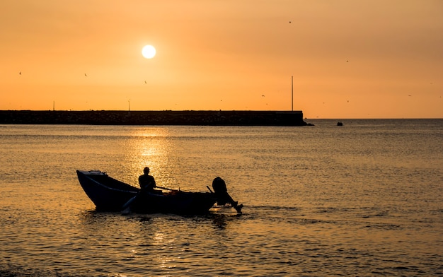 Puesta de sol en la playa