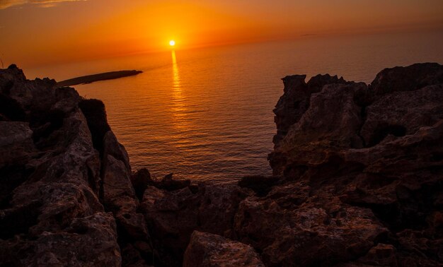 Puesta de sol sobre el mar, Meonrca, España