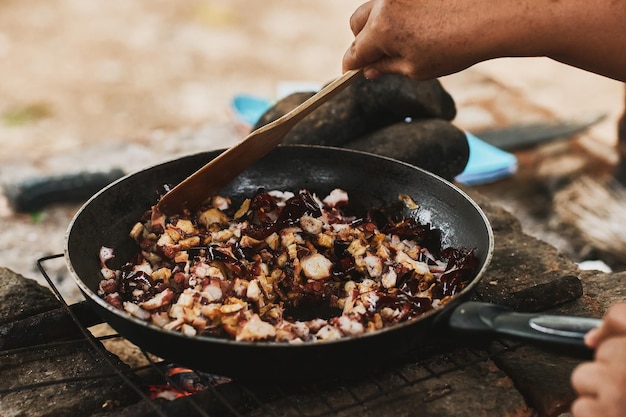 Foto pulpo al ajillo casero