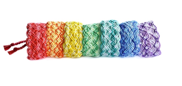 Pulseras de la amistad tejidas de bricolaje con colores del arco iris