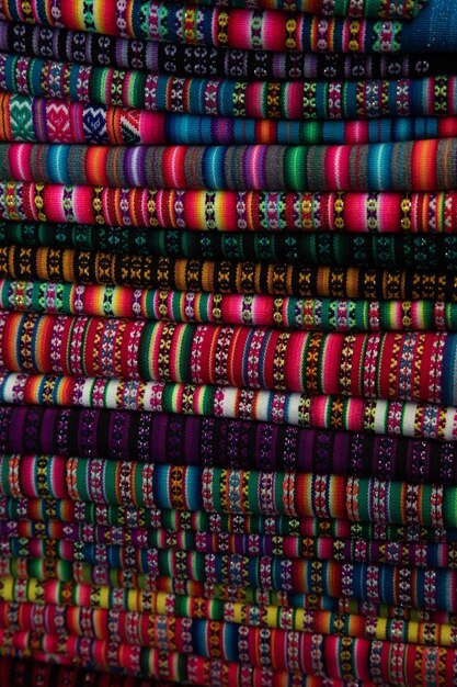 Foto pulseras de colores están entre los pulseras coloridos