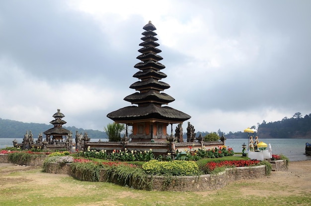 Pura Ulun Danu Tempel in Bali Indonesien