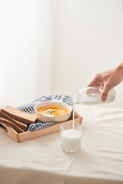 Puré de calabaza con pimienta y perejil. Alimentación saludable.