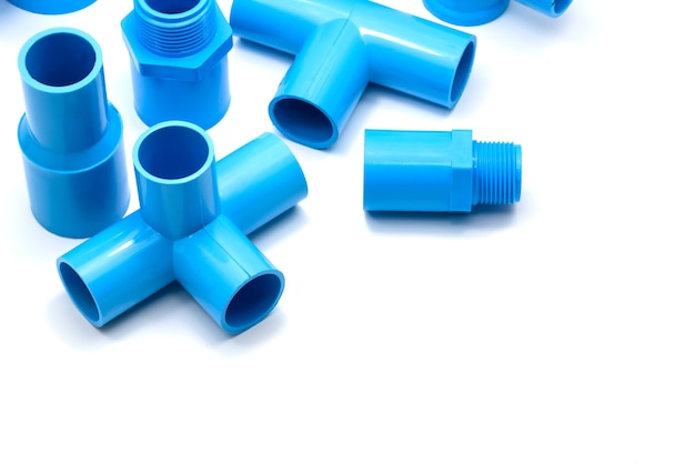 PVC-Rohrverbindungen und Rohrschelle isoliert